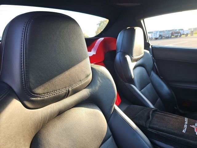 Used 2012 Chevrolet Corvette Convertible w/ 3LT Preferred Equipment Group image 36