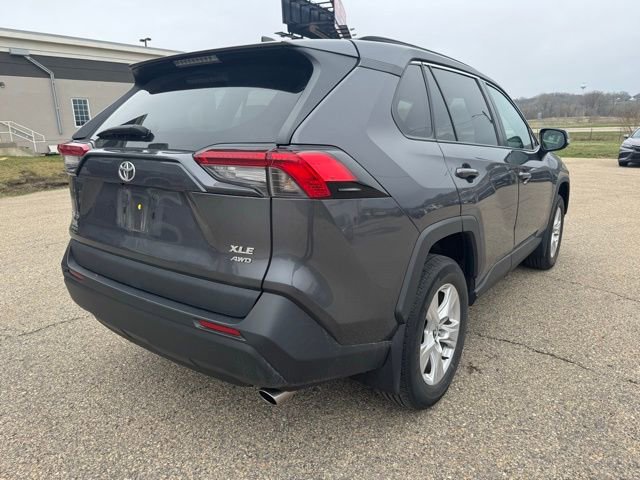 Used 2021 Toyota RAV4 XLE w/ Convenience Package image 13