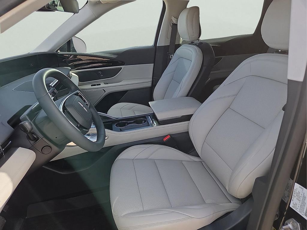 New 2026 Lincoln Nautilus Premier AWD/4WD image 12