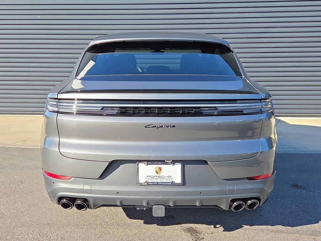 New 2026 Porsche Cayenne Coupe image 23
