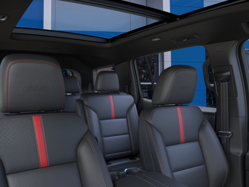 New 2027 Chevrolet Traverse RS w/ LPO, Floor Liner Package AWD/4WD image 24