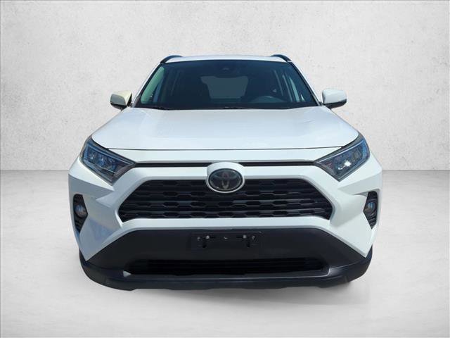 Used 2020 Toyota RAV4 XLE AWD/4WD image 2