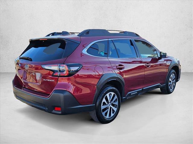 Used 2025 Subaru Outback Premium image 5