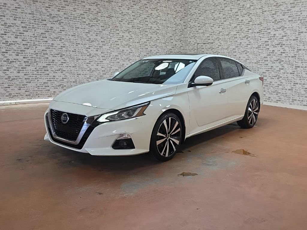 Used 2021 Nissan Altima 2.5 Platinum AWD/4WD image 3