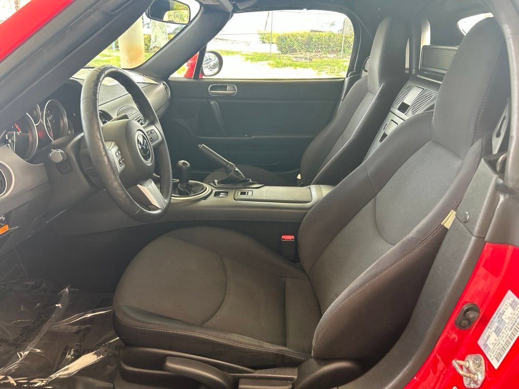 Used 2009 MAZDA MX-5 Miata Sport w/ Convenience Pkg RWD image 8