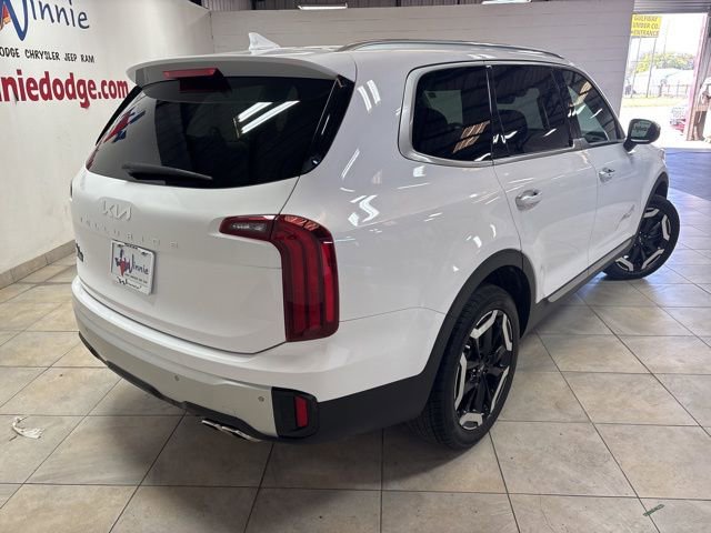 Used 2024 Kia Telluride S image 5