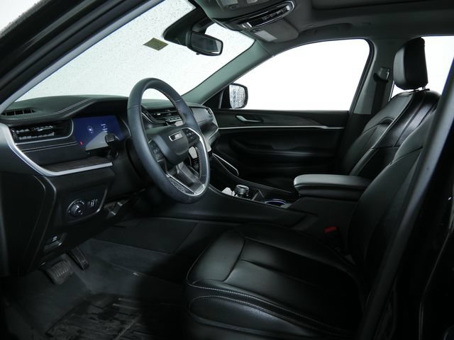 Certified 2024 Jeep Grand Cherokee L Limited AWD/4WD image 20