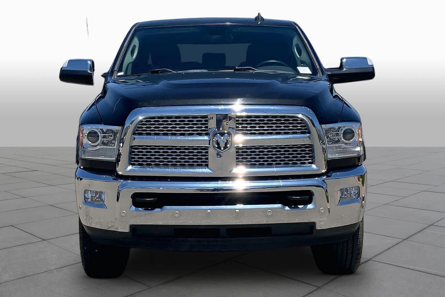 Used 2017 RAM 3500 Laramie AWD/4WD image 4