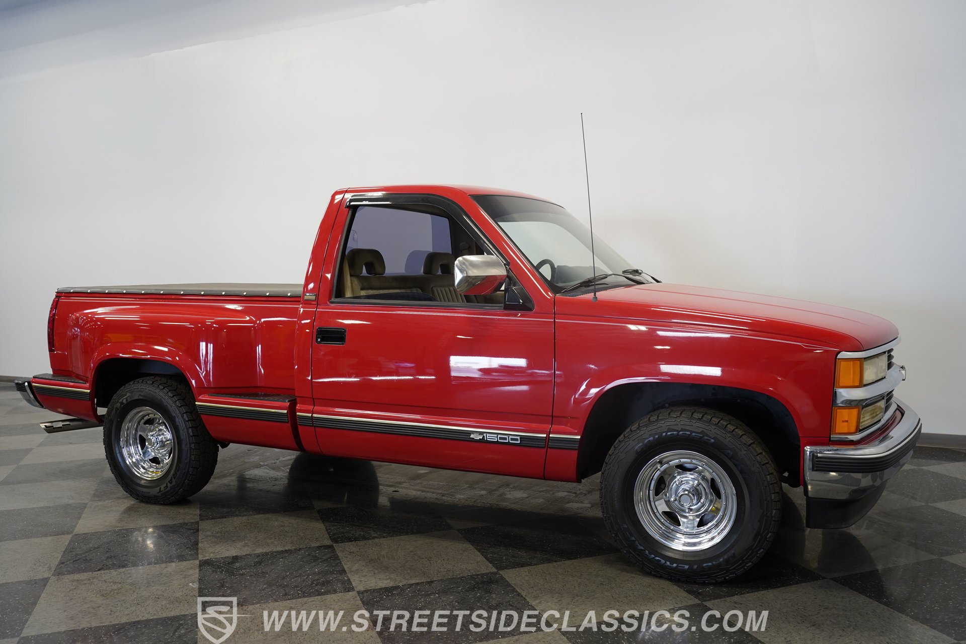 Used 1994 Chevrolet Silverado 1500 2WD Regular Cab image 16