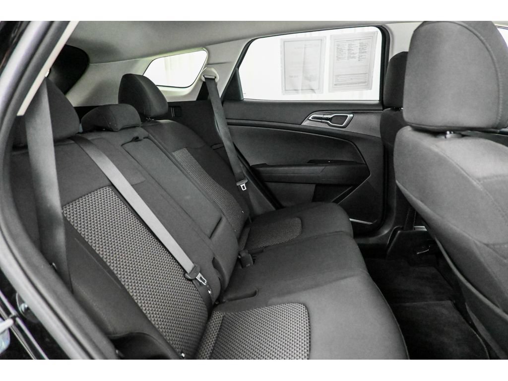 Certified 2023 Kia Sportage LX AWD/4WD image 19