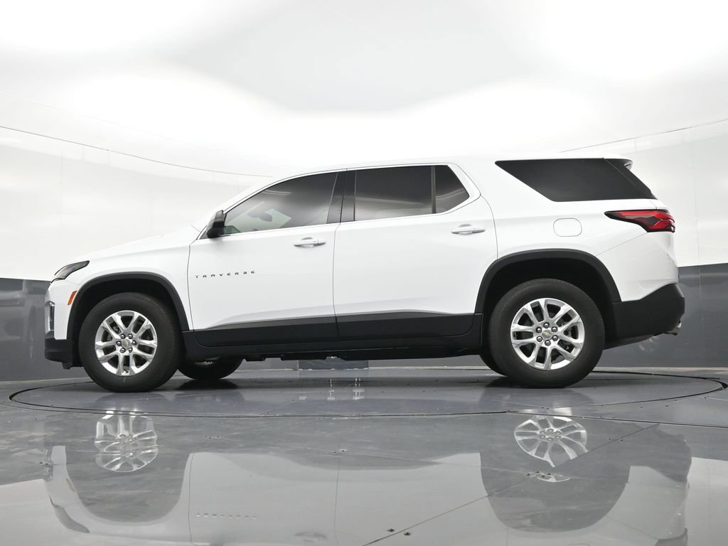 Used 2023 Chevrolet Traverse LS FWD image 25