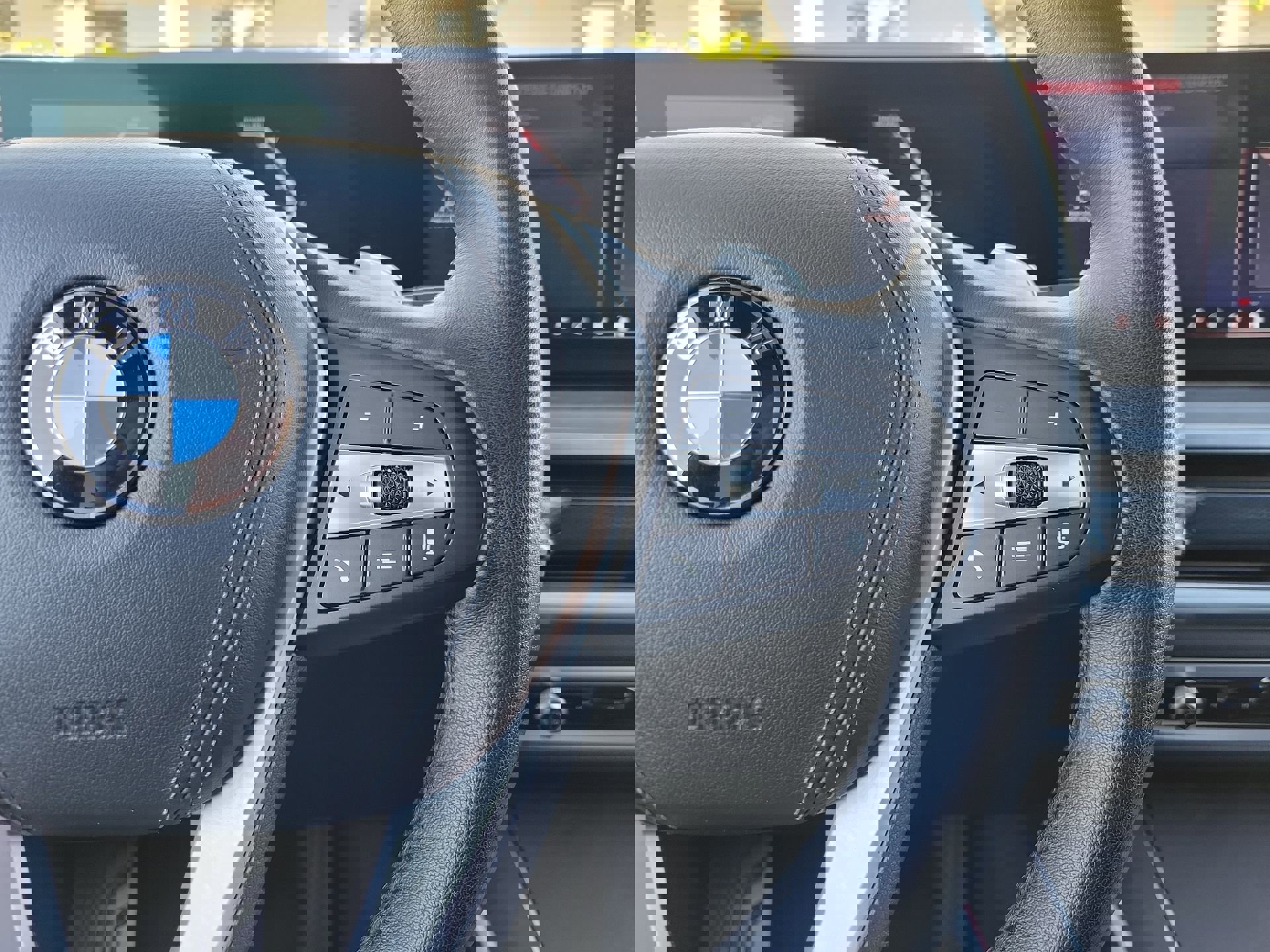 Used 2025 BMW X5 xDrive40i image 33