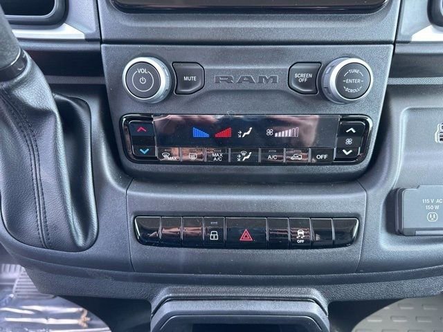 New 2024 RAM ProMaster 3500 w/ Quick Order Package 22G SLT image 20