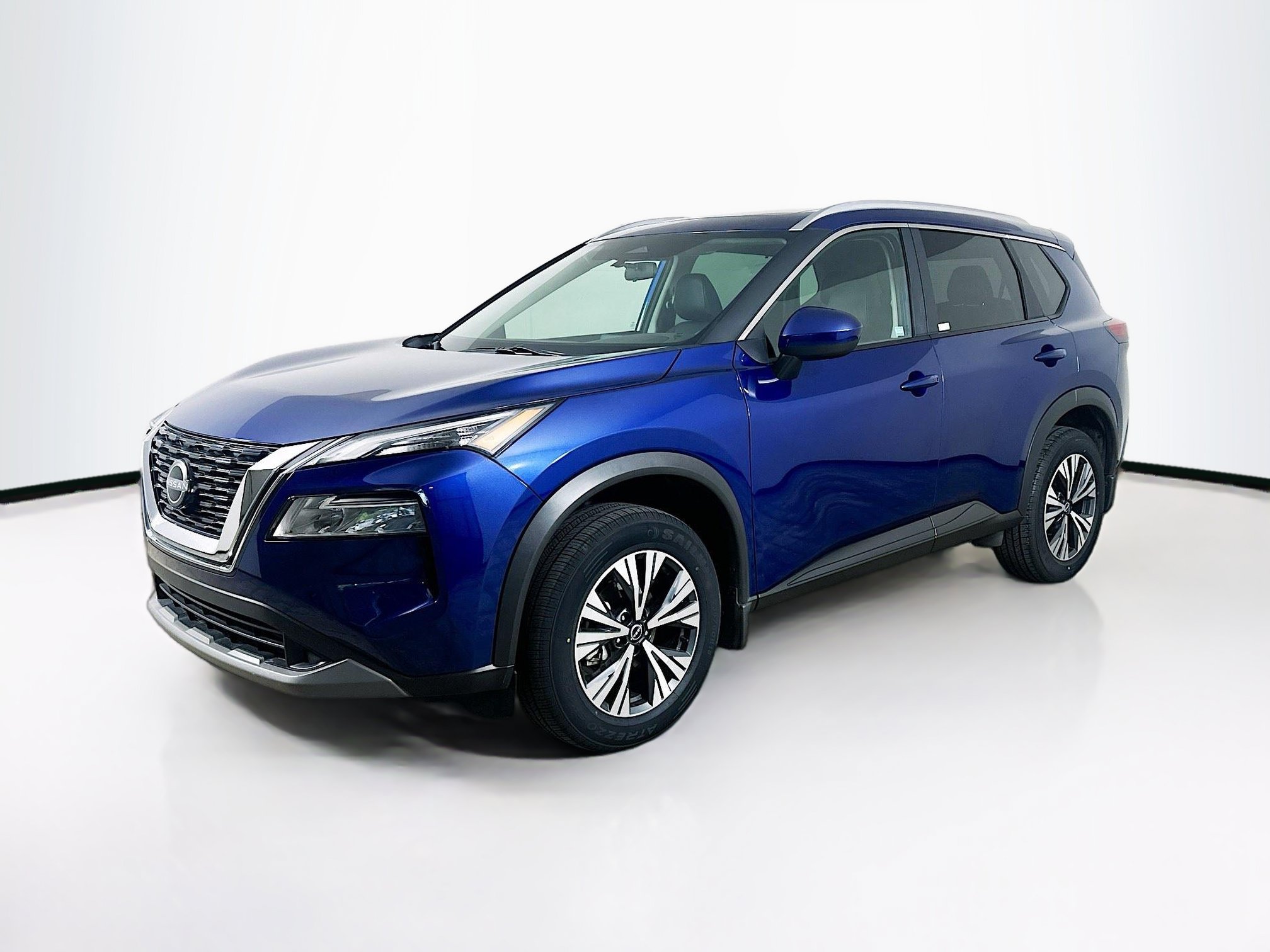 Used 2023 Nissan Rogue SV w/ SV Premium B Package AWD/4WD image 3
