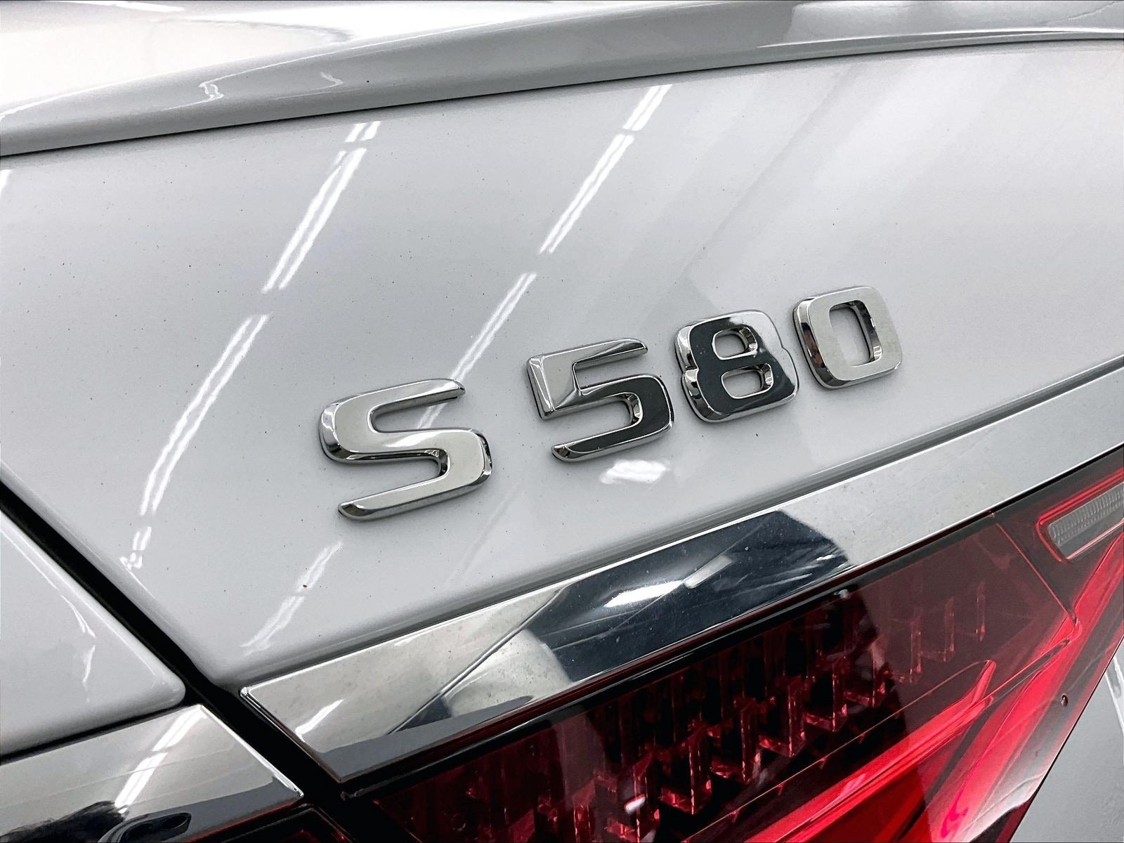 Certified 2024 Mercedes-Benz S 580 4MATIC Sedan image 32