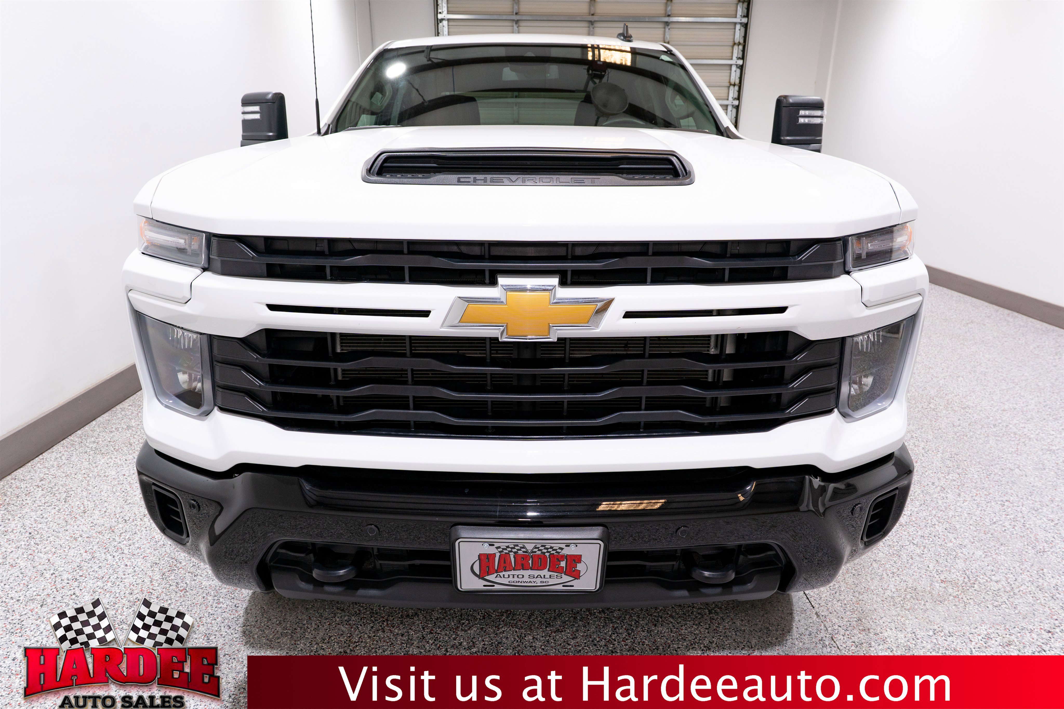 Used 2025 Chevrolet Silverado 2500 Custom w/ Custom Value Package AWD/4WD image 7