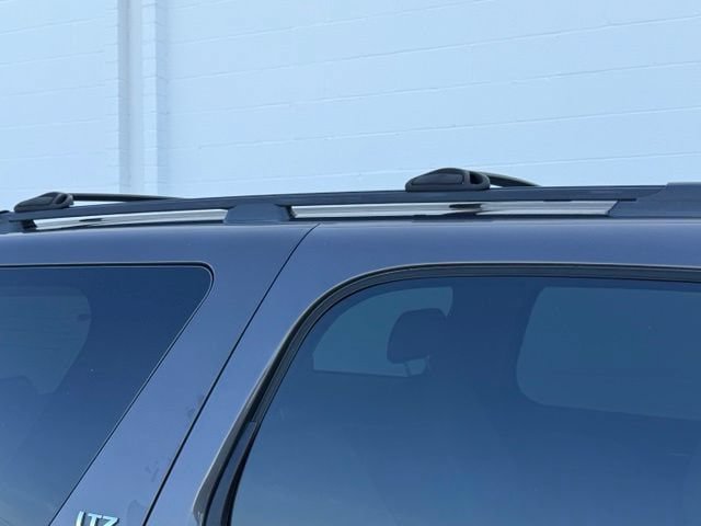 Used 2010 Chevrolet Tahoe LTZ AWD/4WD image 16