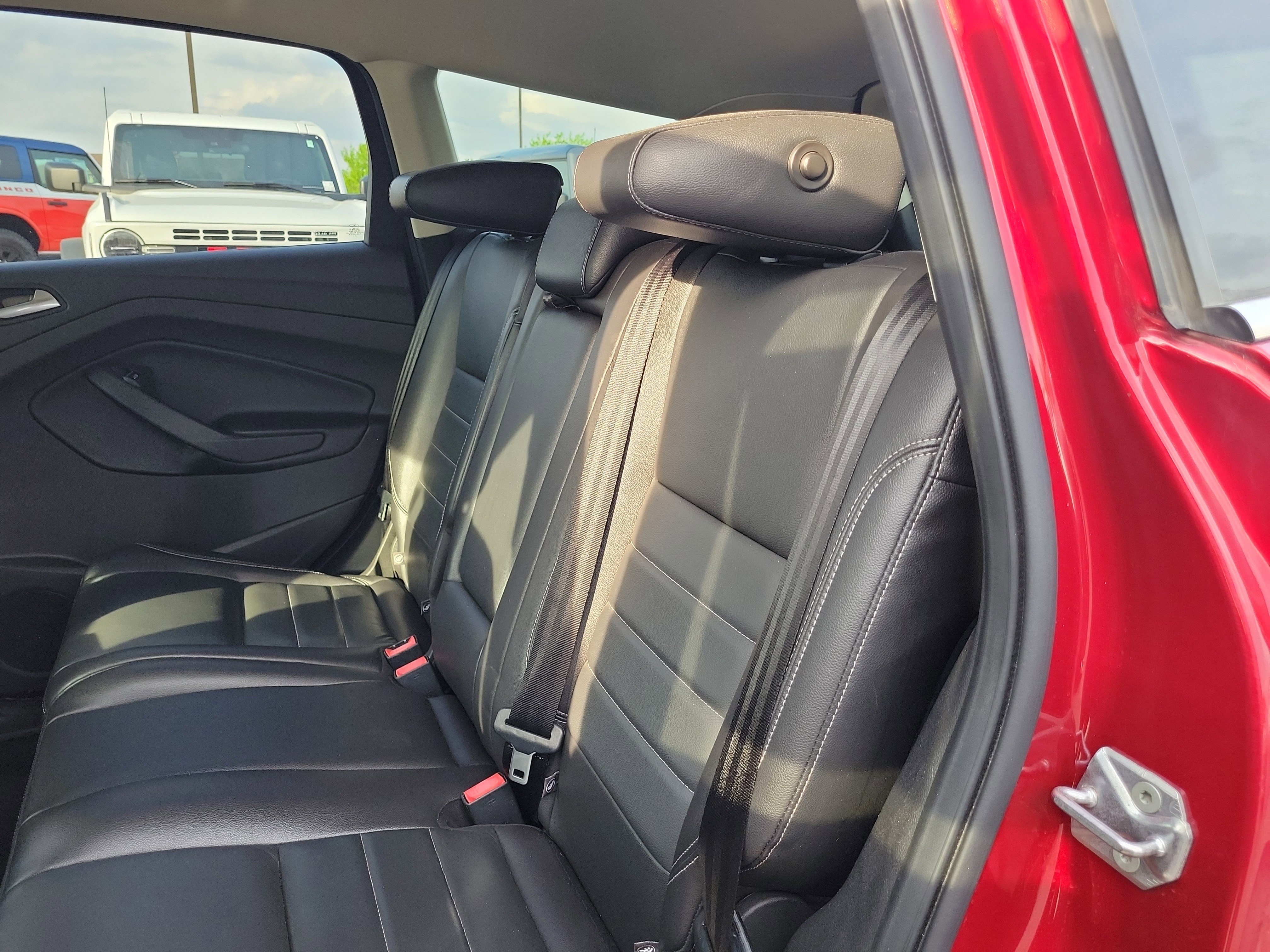 Used 2016 Ford Escape Titanium AWD/4WD image 15