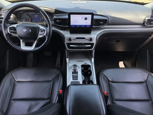 Certified 2023 Ford Explorer XLT w/ Equipment Group 202A RWD image 12