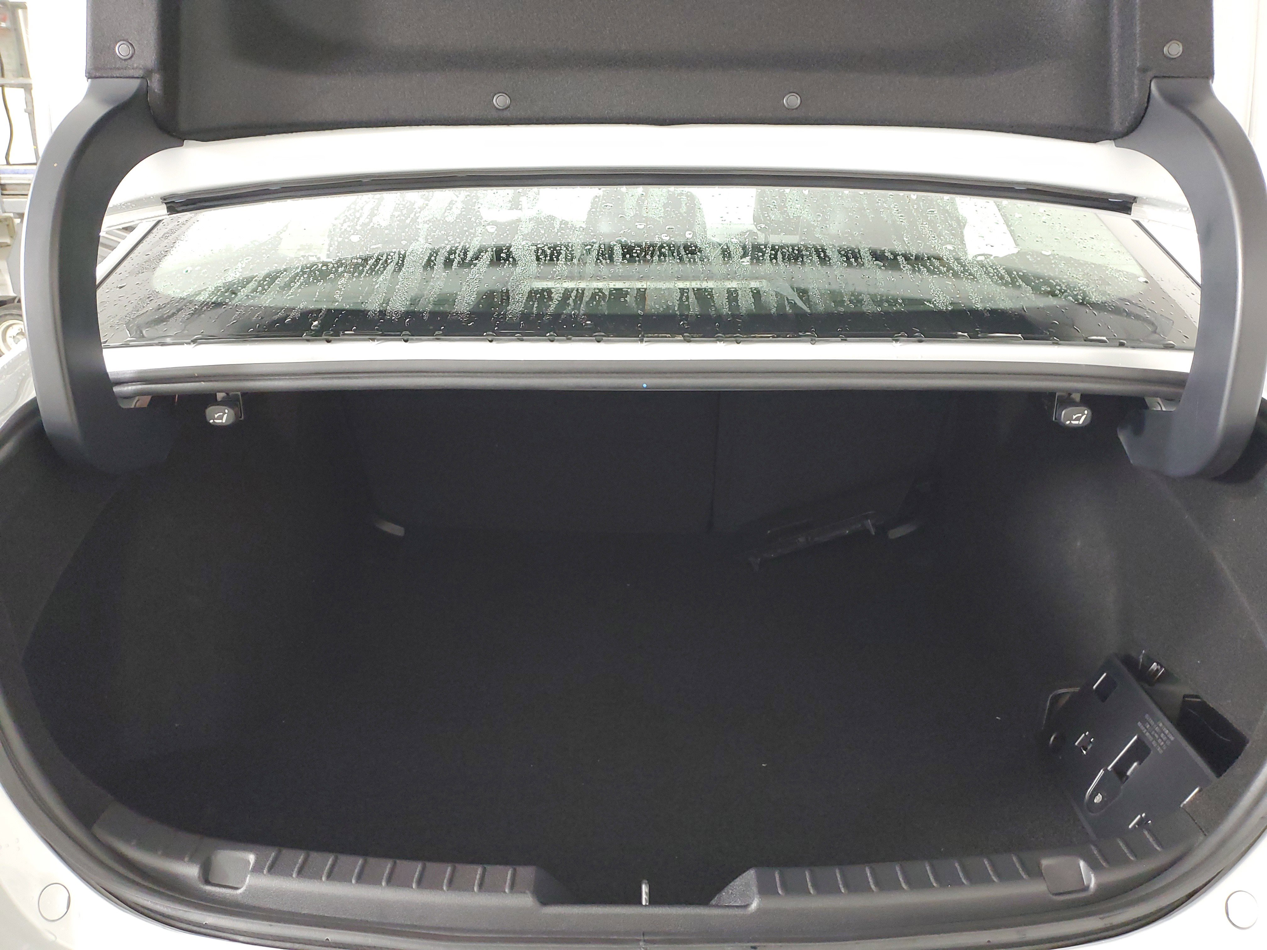 Certified 2025 MAZDA MAZDA3 s FWD image 25