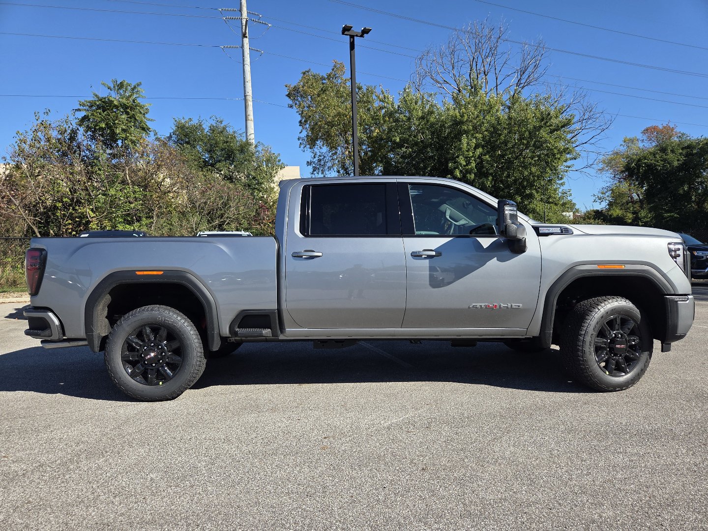 New 2026 GMC Sierra 2500 AT4 AWD/4WD image 19