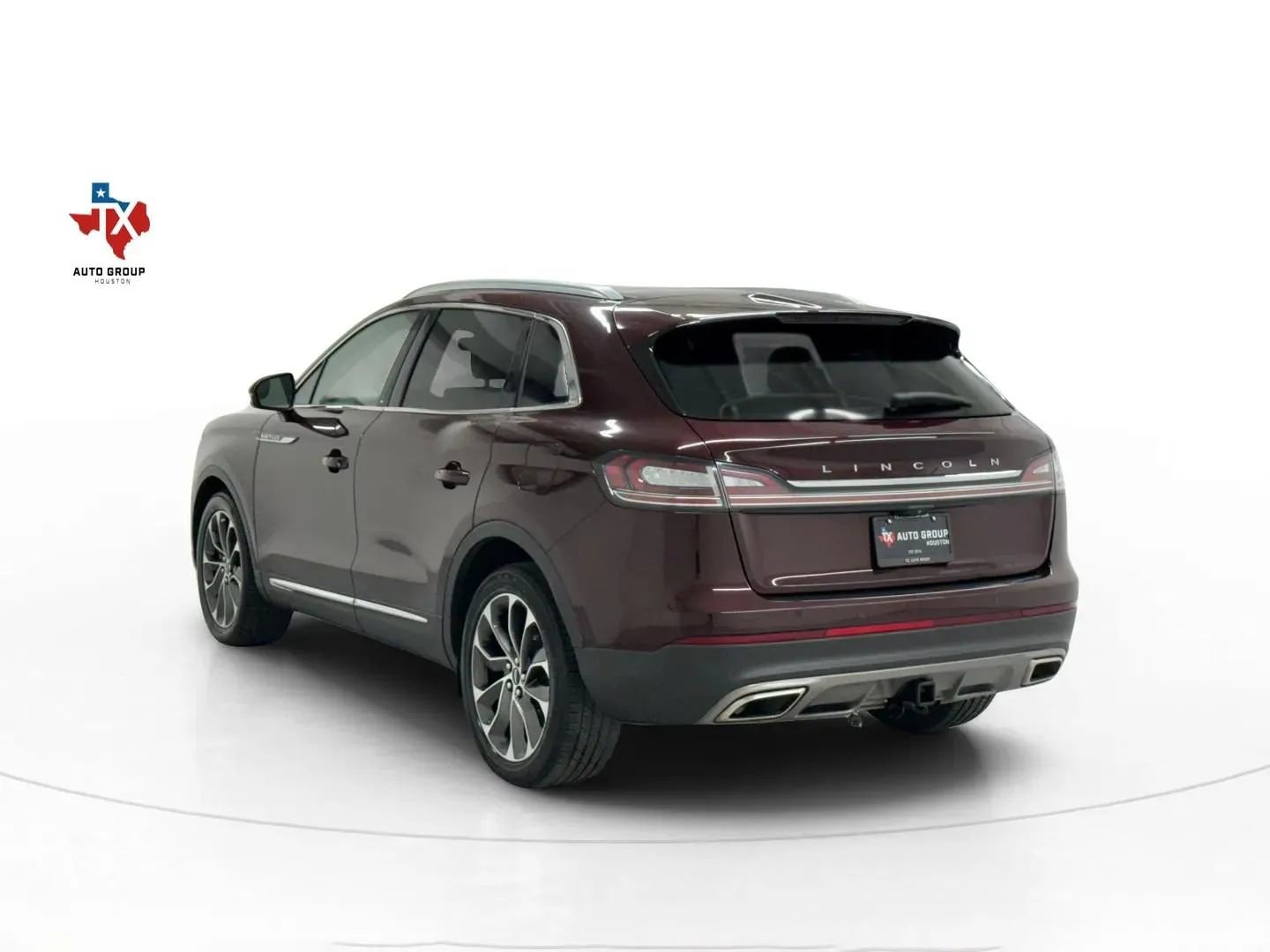 Used 2021 Lincoln Nautilus Reserve w/ Class II Trailer Tow Package image 4