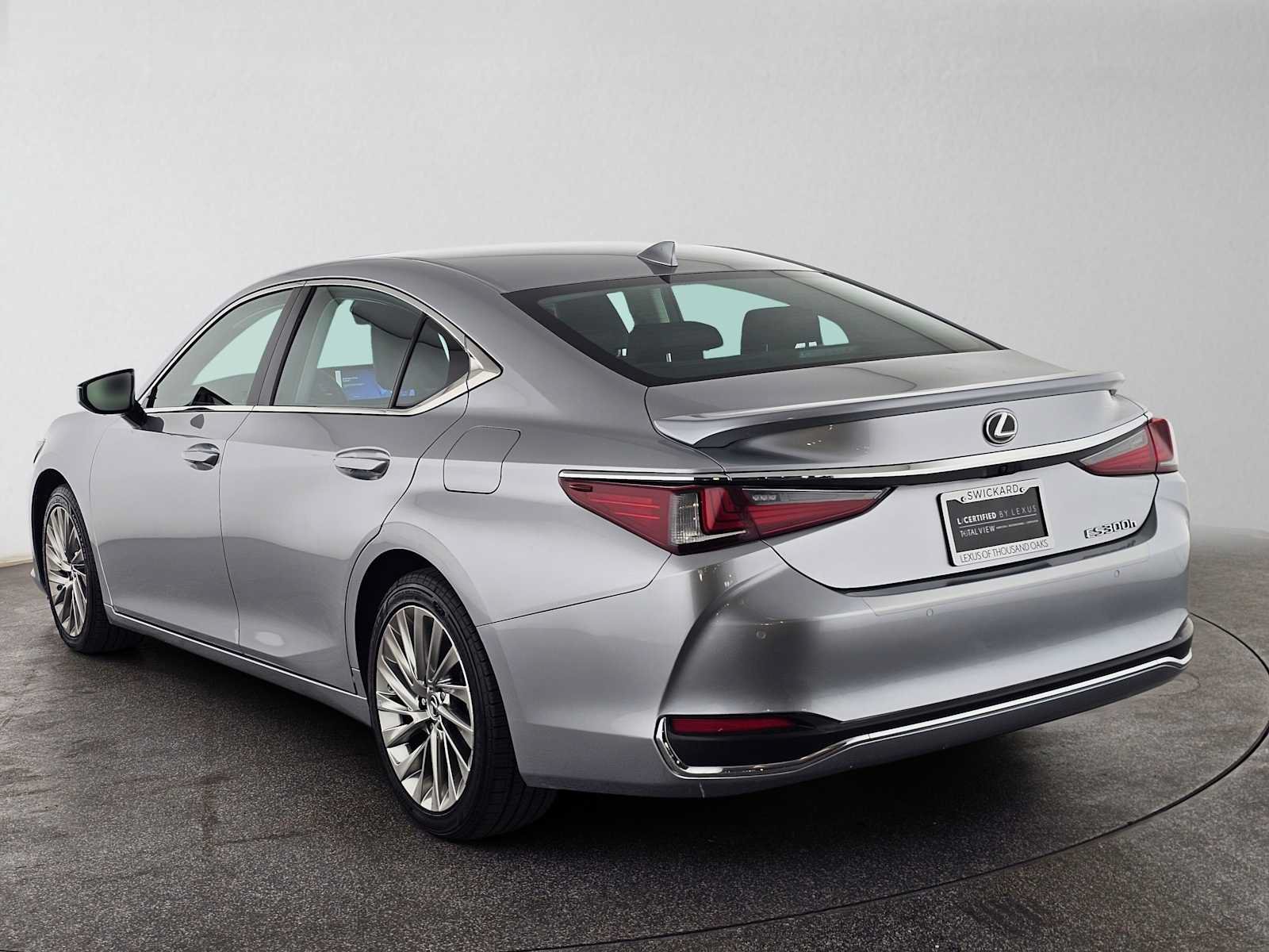 Certified 2023 Lexus ES 300h w/ Accessory Package (Z2) FWD image 5