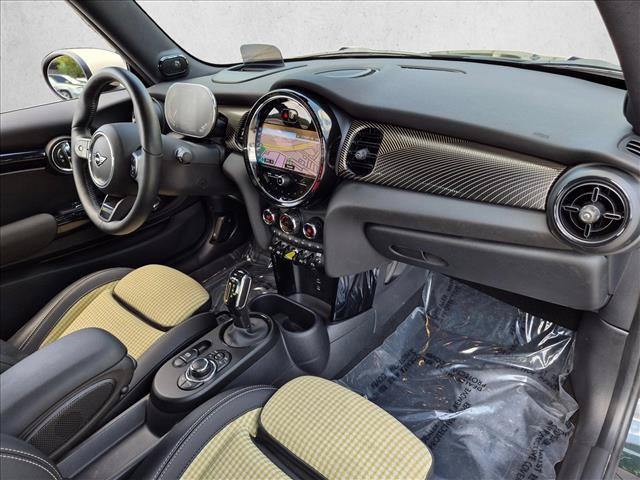 Used 2024 MINI Cooper SE w/ MINI Resolute Edition FWD image 21