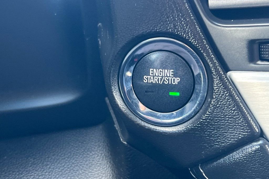 Used 2015 GMC Yukon SLT image 21