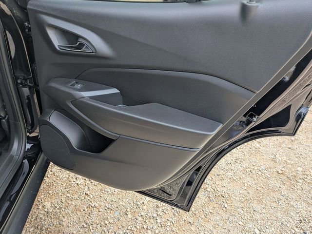 New 2026 Chevrolet Trax LT w/ Sunroof Package FWD image 29