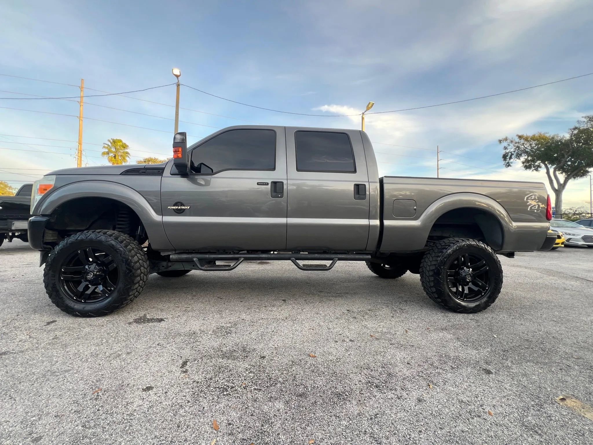 Used 2011 Ford F250 XLT w/ XLT Premium Pkg image 14