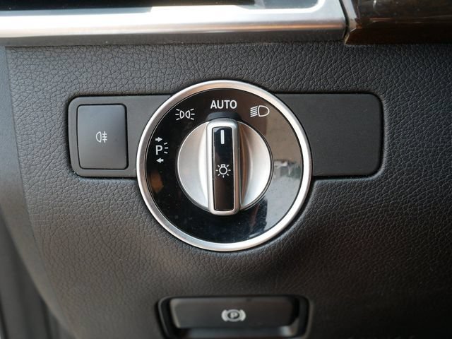 Used 2015 Mercedes-Benz ML 350 4MATIC image 24