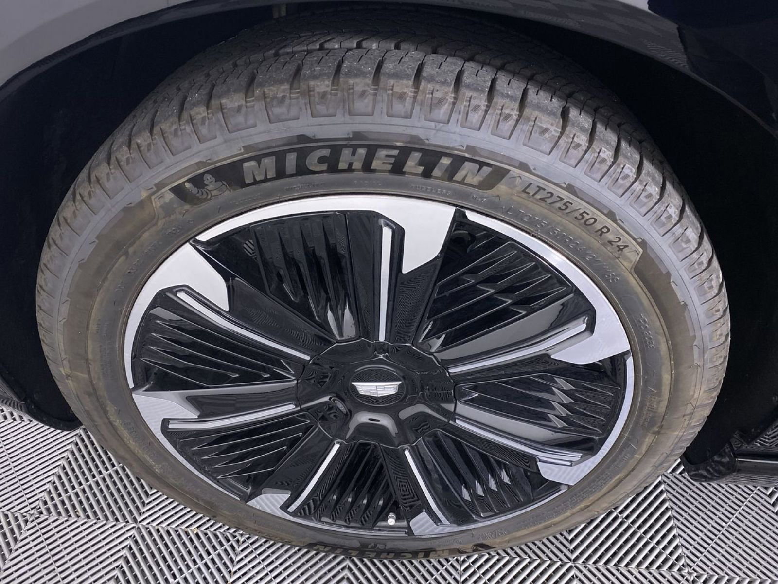 New 2025 Cadillac Escalade IQ Sport 2 AWD/4WD image 16