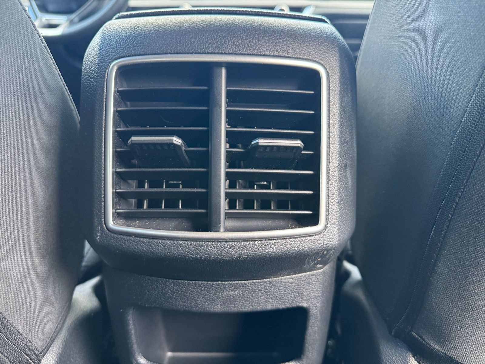 Used 2025 Kia Sportage LX FWD image 22