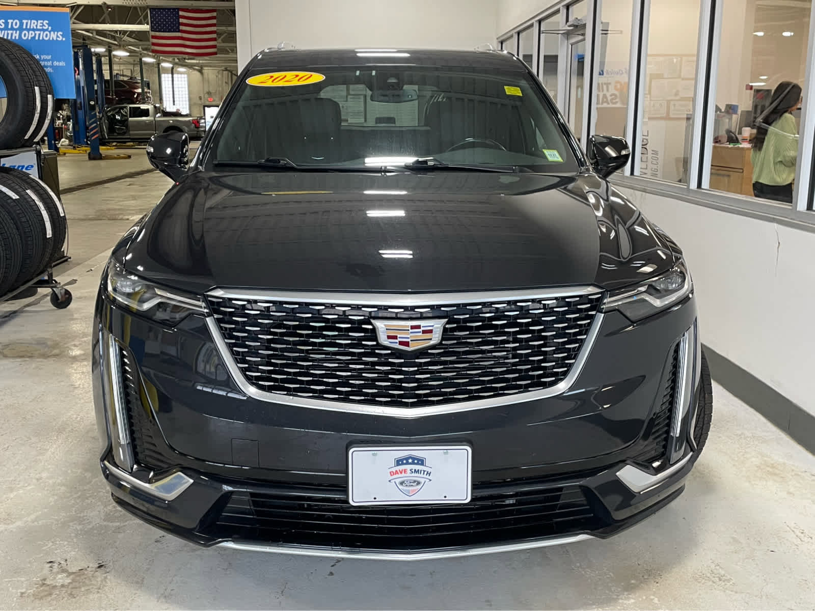 Used 2020 Cadillac XT6 Premium Luxury image 3