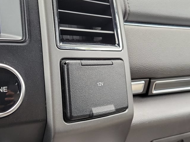 Used 2020 Ford Expedition XLT w/ Equipment Group 202A RWD image 27