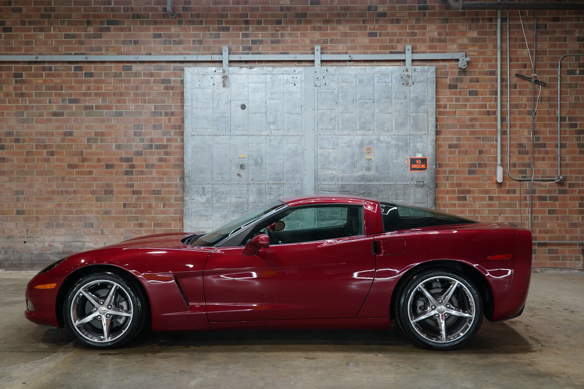Used 2012 Chevrolet Corvette Coupe w/ Roof Package RWD image 1