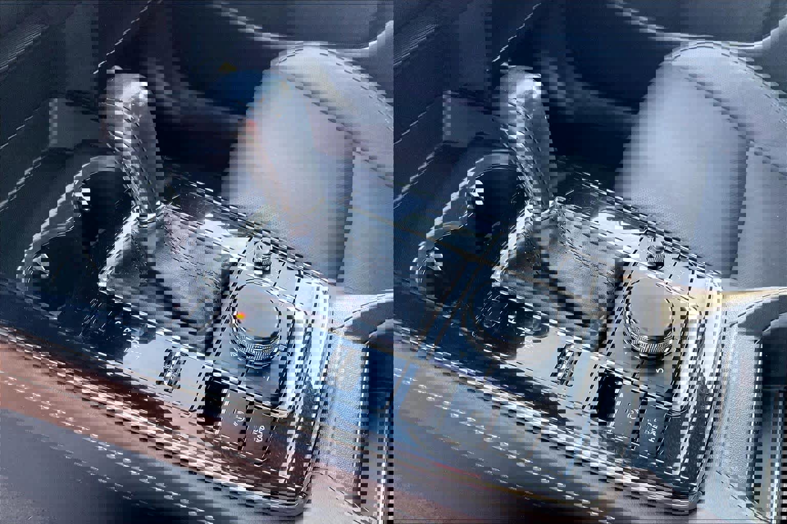 Used 2022 MAZDA CX-30 AWD 2.5 S w/ Premium Package image 16