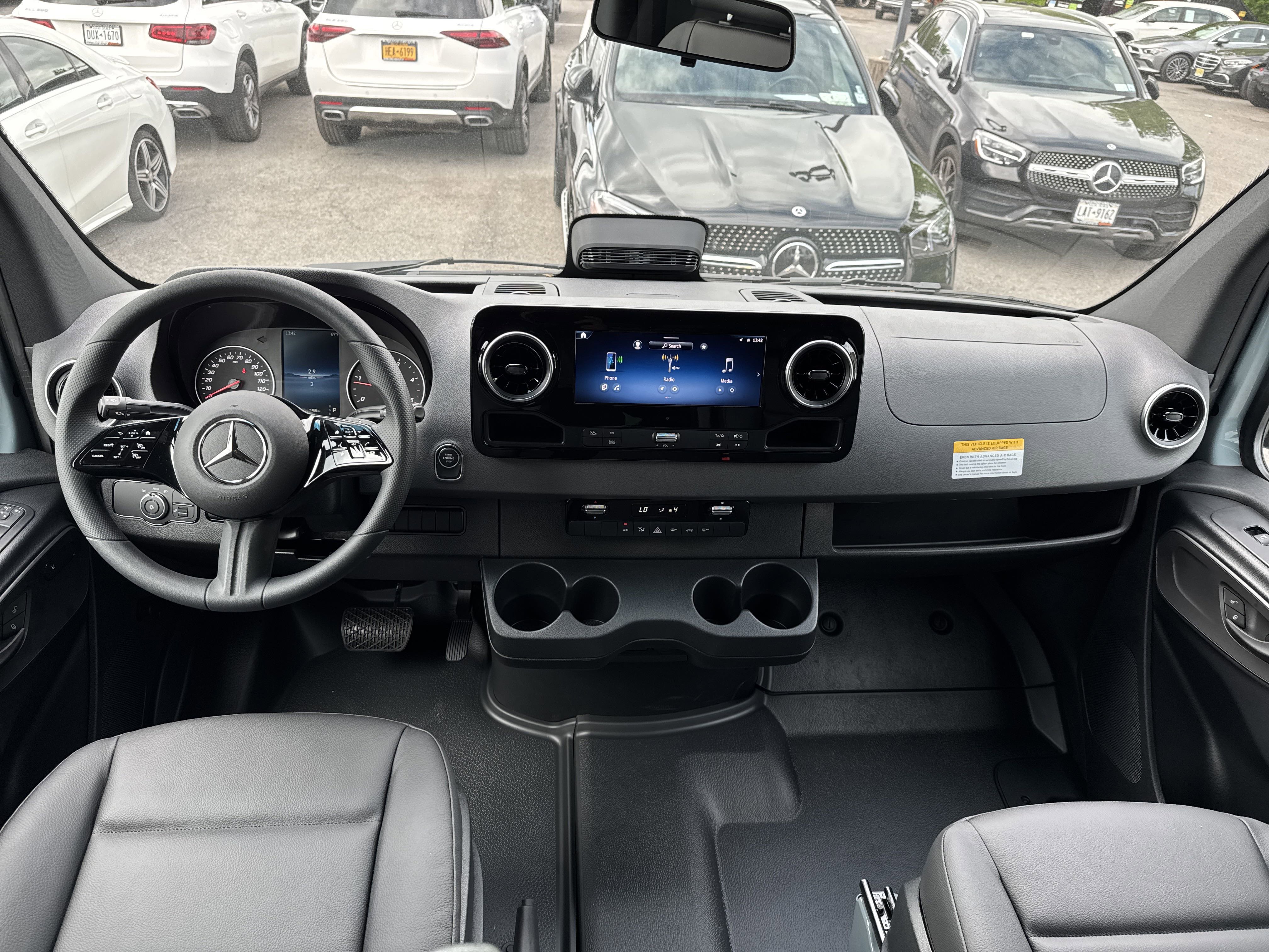 New 2025 Mercedes-Benz Sprinter 2500 image 11