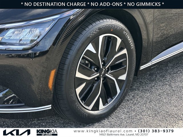Used 2023 Kia EV6 Wind AWD/4WD image 30