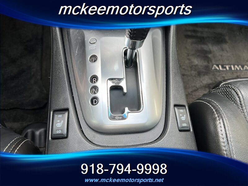 Used 2012 Nissan Altima 3.5 SR w/ Technology Pkg FWD image 17