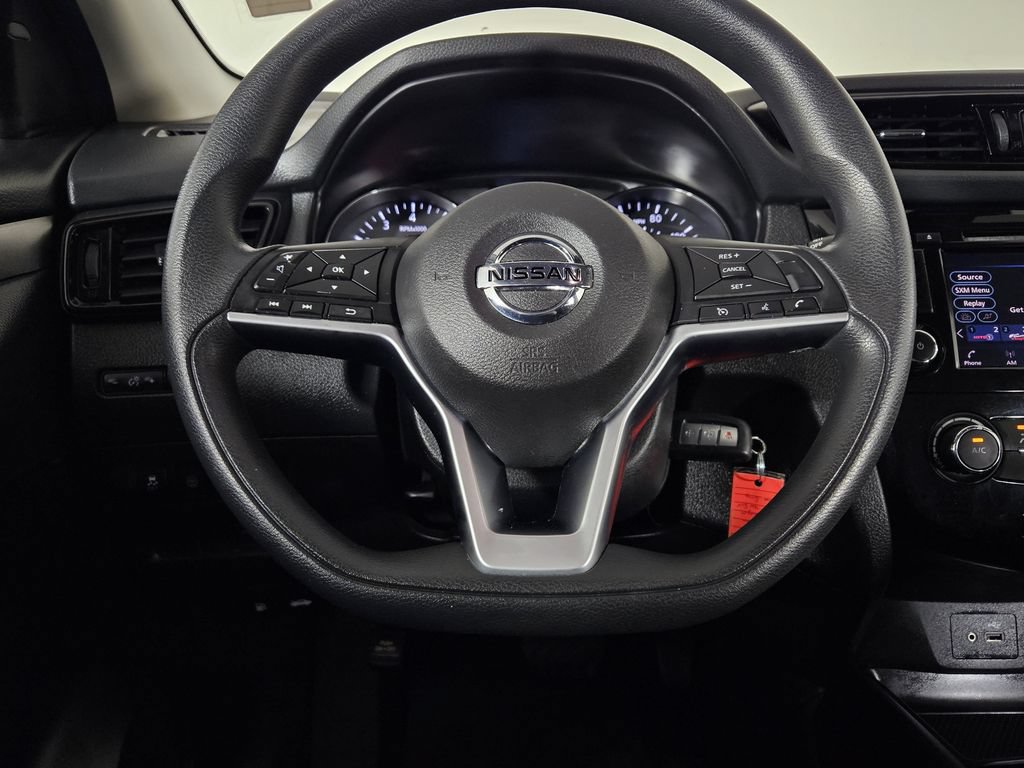 Used 2022 Nissan Rogue Sport S FWD image 11