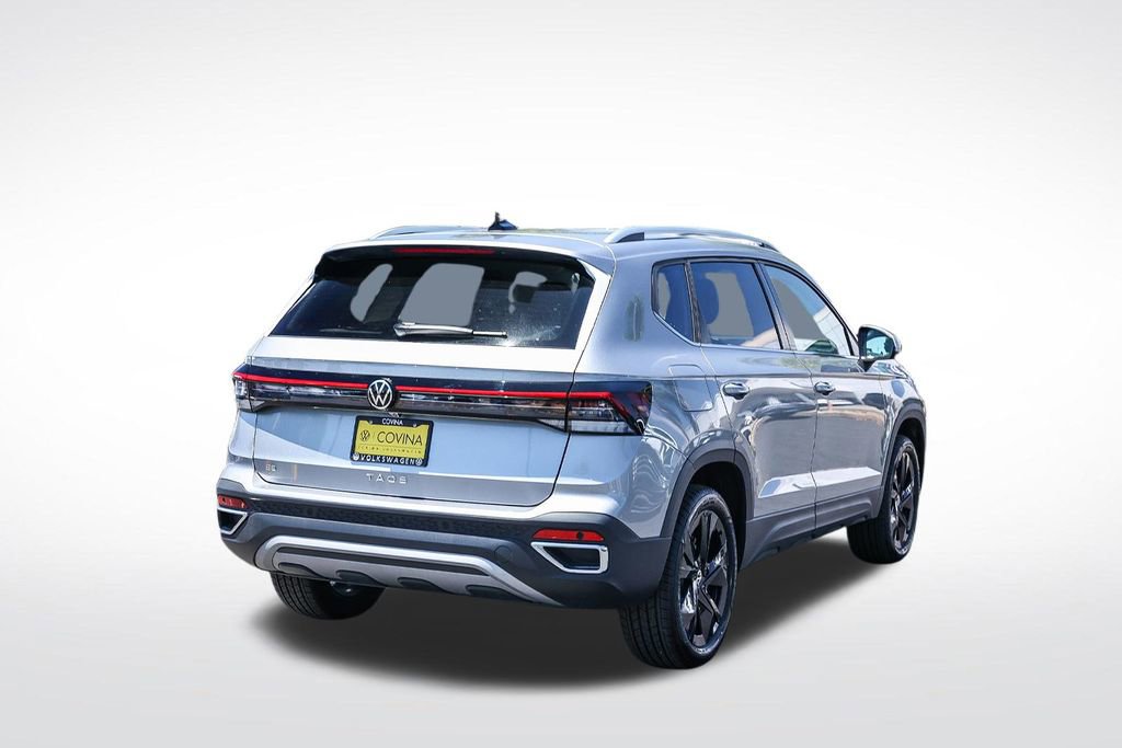 New 2025 Volkswagen Taos SE image 7