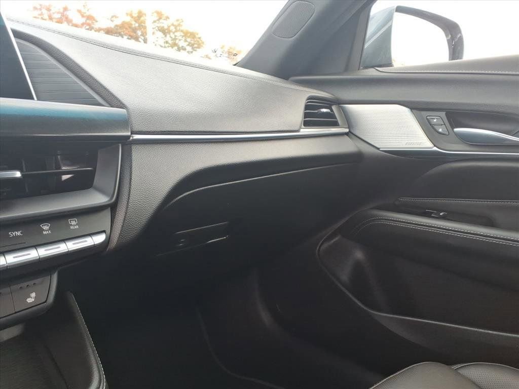 Certified 2022 Cadillac CT4 Premium Luxury image 21