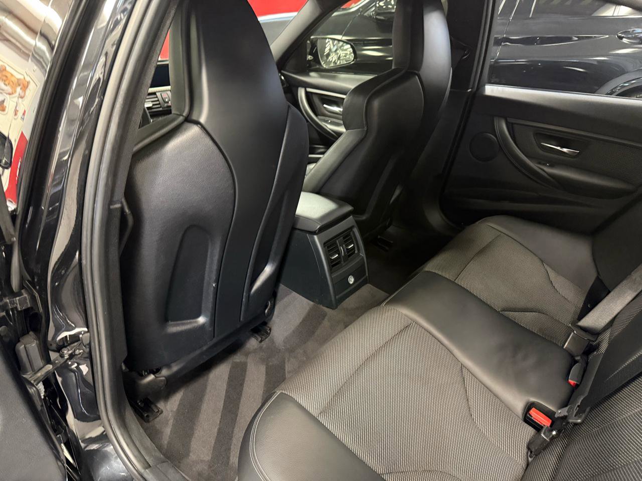 Used 2015 BMW M3 image 35