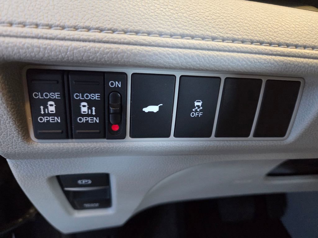 Certified 2025 Honda Odyssey EX-L image 35