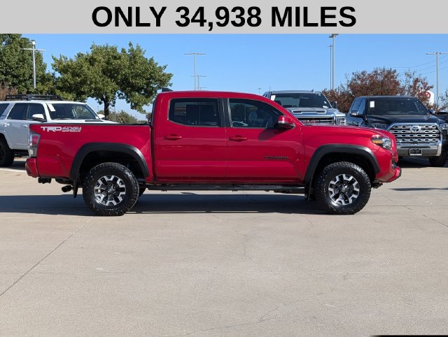 Used 2022 Toyota Tacoma TRD Off-Road w/ Technology Package AWD/4WD image 4