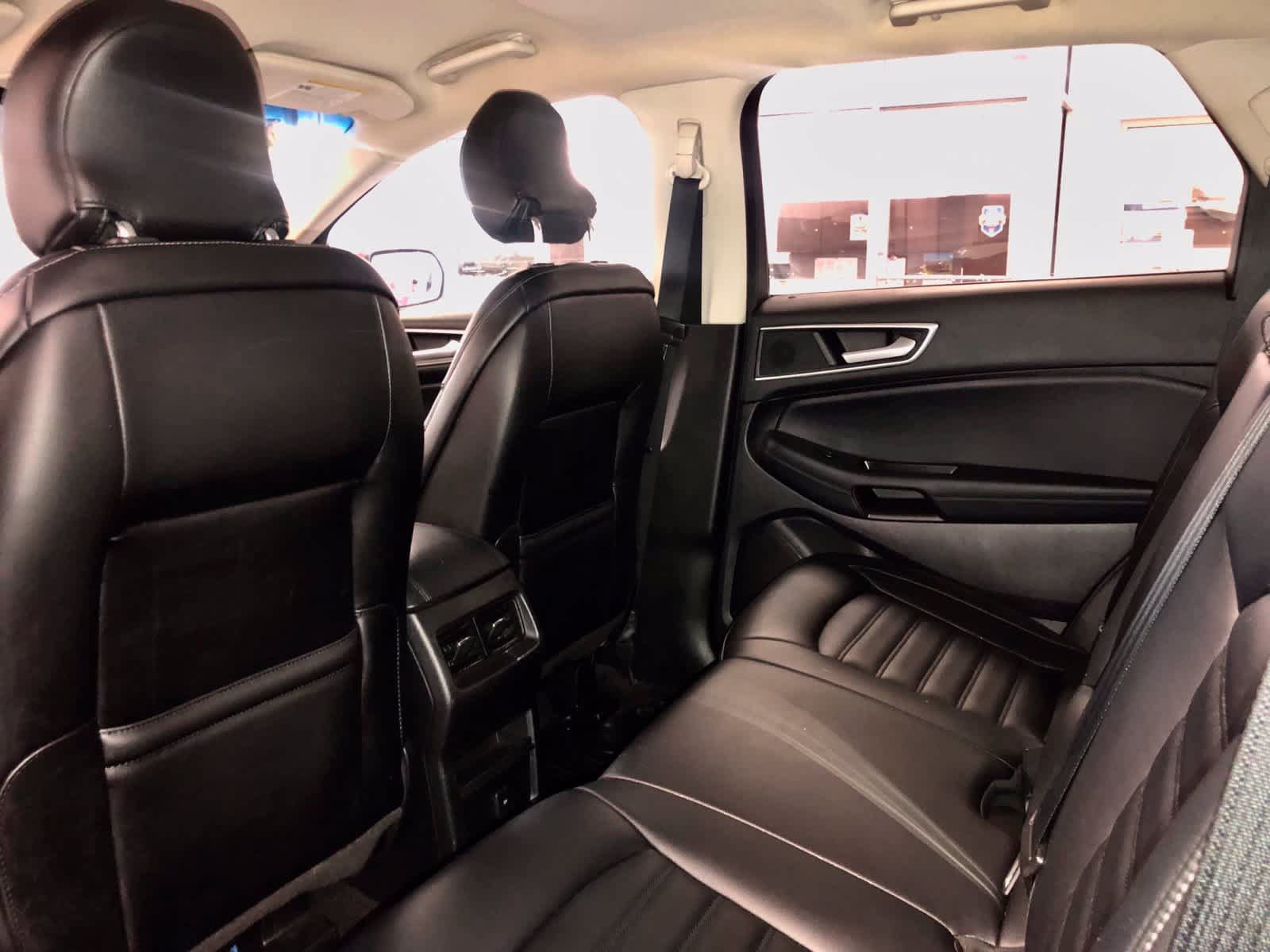 Used 2019 Ford Edge SEL w/ Equipment Group 201A AWD/4WD image 6