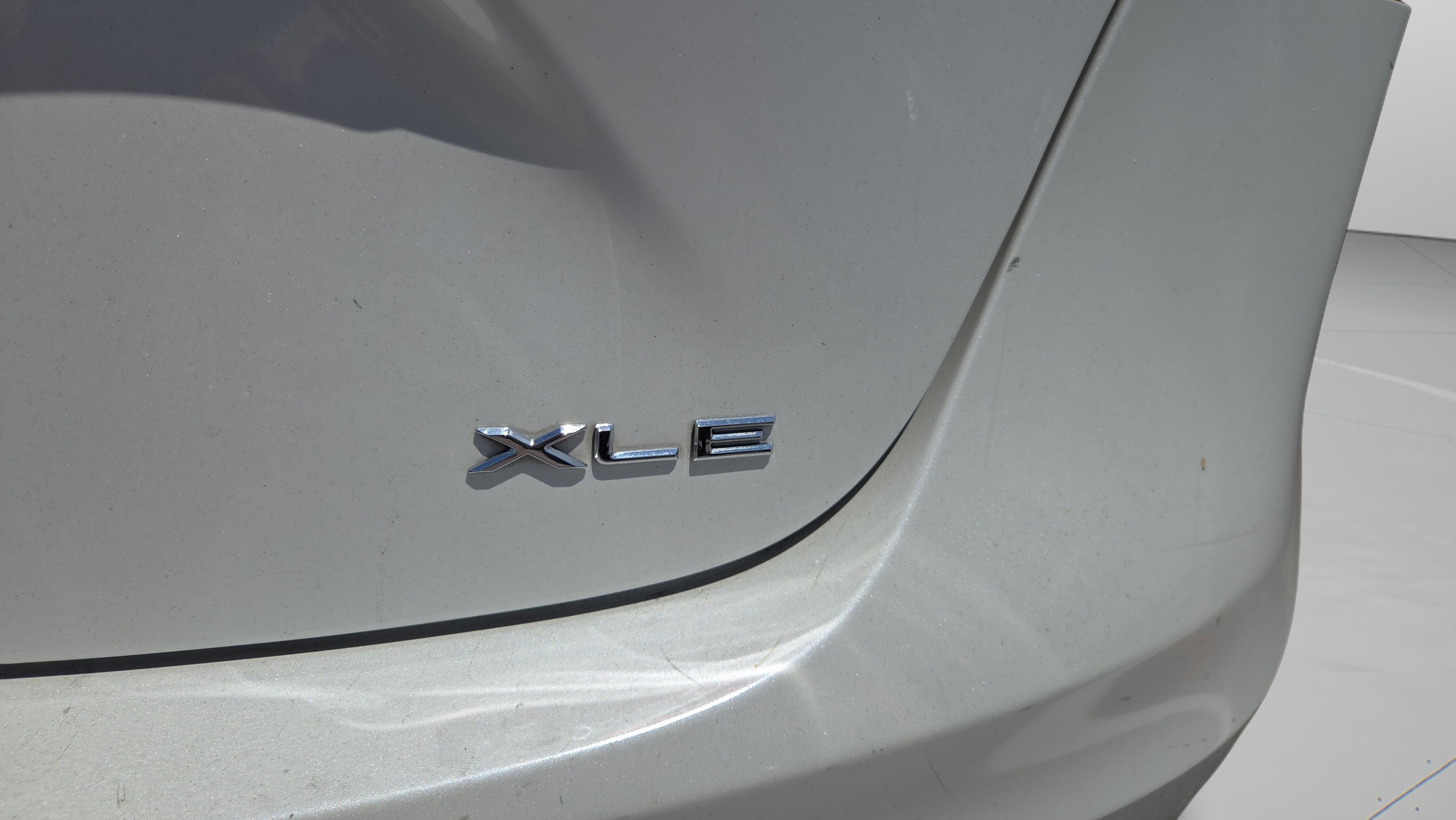 Used 2014 Toyota Avalon XLE Touring FWD image 6