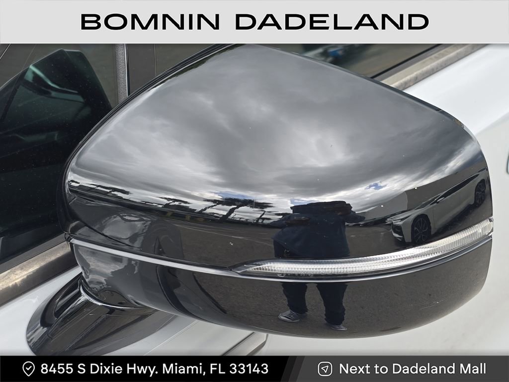 Used 2022 Kia Sorento S image 12